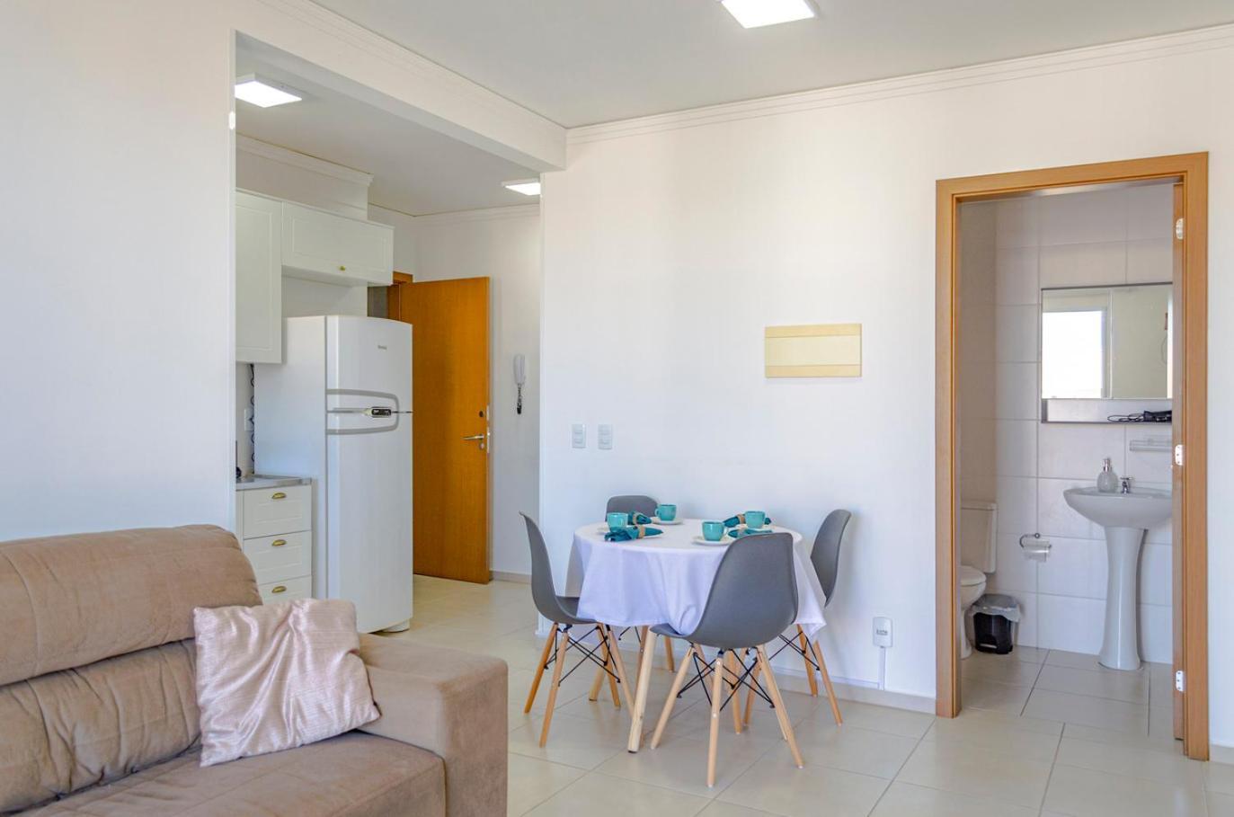 Apartamento Apto C Otima Localizacao Prox Praias E Pq Aquatico Florianópolis