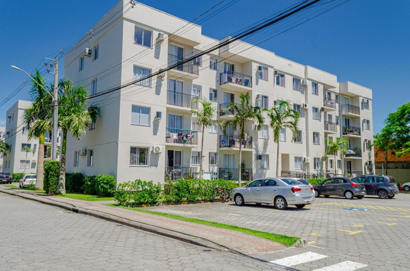 Apto C Otima Localizacao Prox Praias E Pq Aquatico Florianópolis