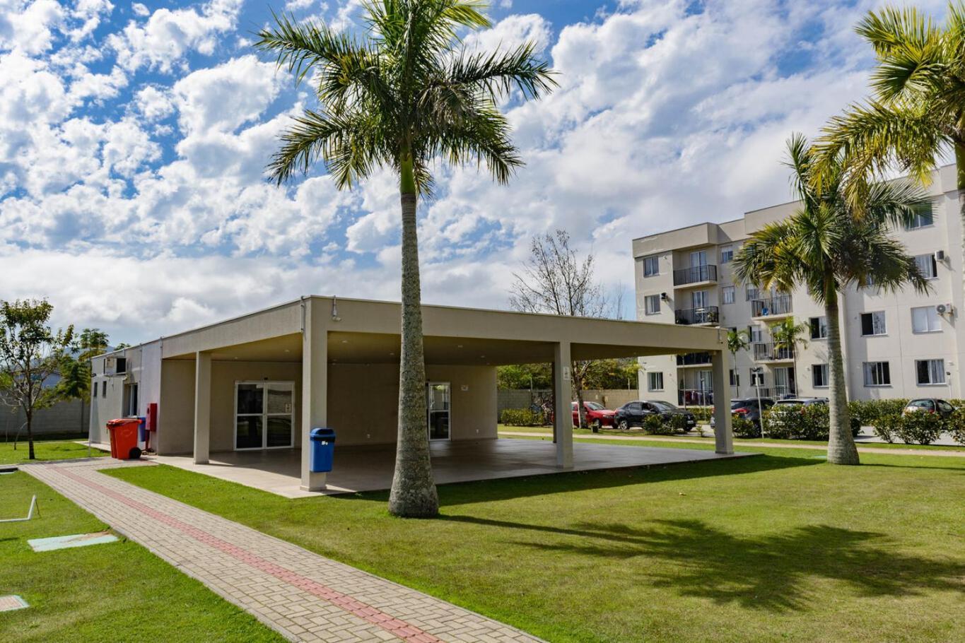 Apto C Otima Localizacao Prox Praias E Pq Aquatico *